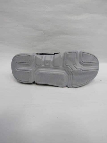 Buty sportowe chłopięce 3AP646A.BLACK (26/31,12par)