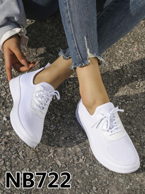 Buty sportowe damskie NB722.WHITE (36/41,12par)