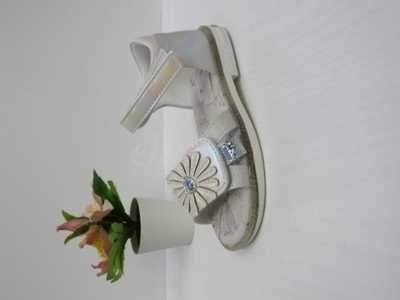 Sandały dziewczęce 3AZB30.WHITE (26/31,12par)