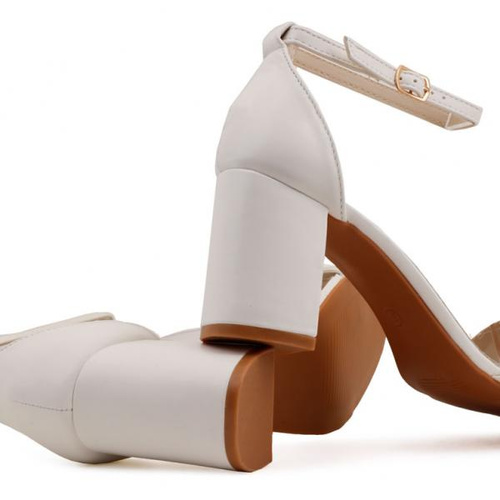 Sandały damskie SY28-3.WHITE (36/40,12par)