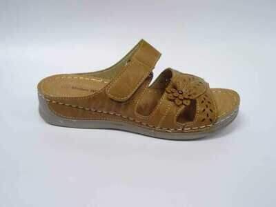 Klapki damskie 7A5705-3.CAMEL (36/42,12par)