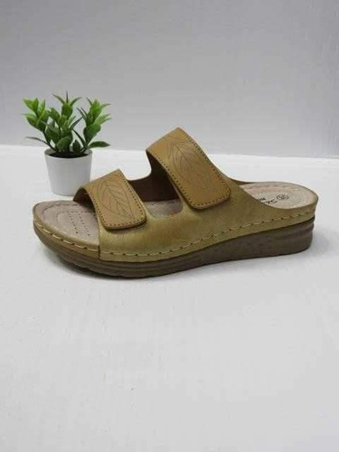 Klapki damskie 7A4013.BEIGE (36/41,8par)