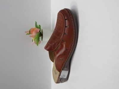 Klapki damskie 7ADJ19-11.BROWN (39/43,8par)