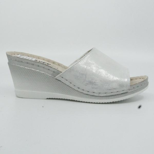 Klapki damskie DE80-3.WHITE (36/41,8par)