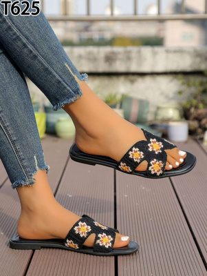 Klapki damskie T625.BLACK (36/41,12par)