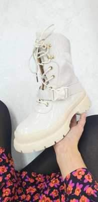 Botki damskie 7AA7601-8.BEIGE (36/41,8par)