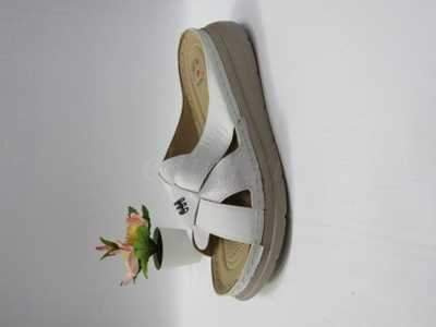 Klapki damskie 7ADT21-2.WHITE (39/43,8par)