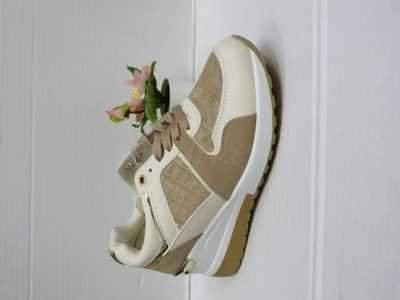 Buty sportowe damskie 7AHL22231.KHAKI (36/41,12par)