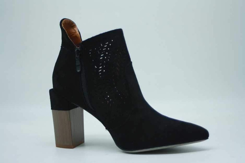 Botki damskie 7A8808.BLACK (36/41,12par)