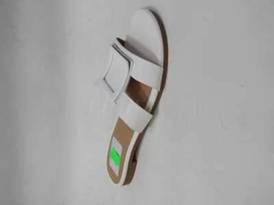 Klapki damskie 7A0-81.WHITE (36/41,12par)