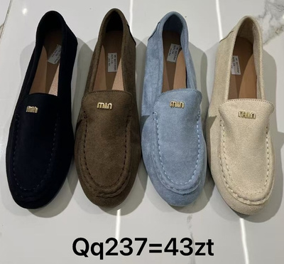 Półbuty damskie QQ237.KOLORDOWYBORU (36/41,12par)