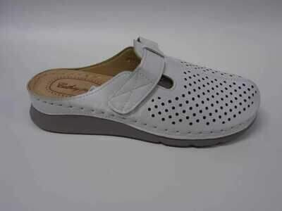 Klapki damskie 7A2731-2.WHITE (36/42,12par)