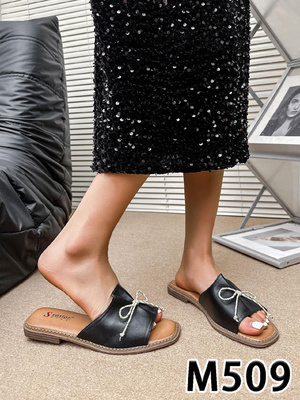 Klapki damskie M509.BLACK (36/41,12par)