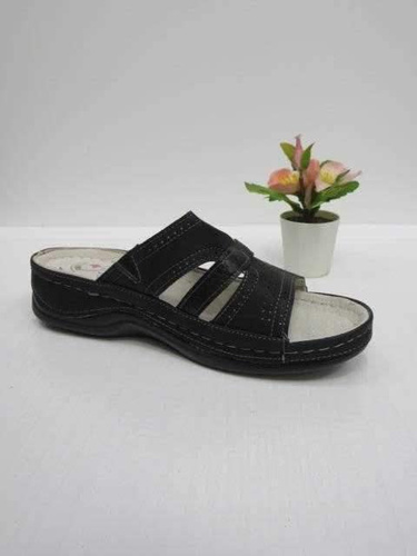Klapki damskie 7A2290.BLACK (36/42,12par)