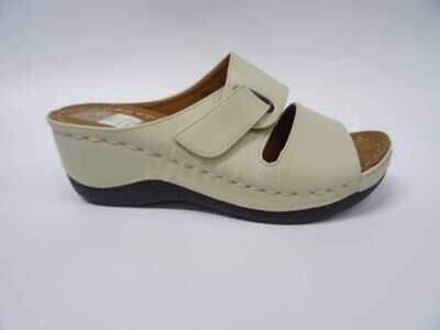 Klapki damskie 7AW351-7.BEIGE (36/42,12par)
