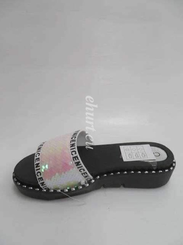 Klapki damskie 7AG582-01.WHITE (36/41,12par)