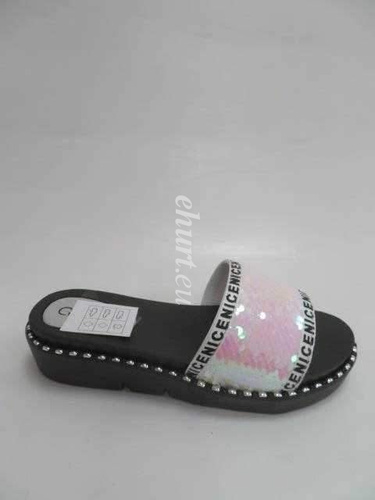 Klapki damskie 7AG582-01.WHITE (36/41,12par)