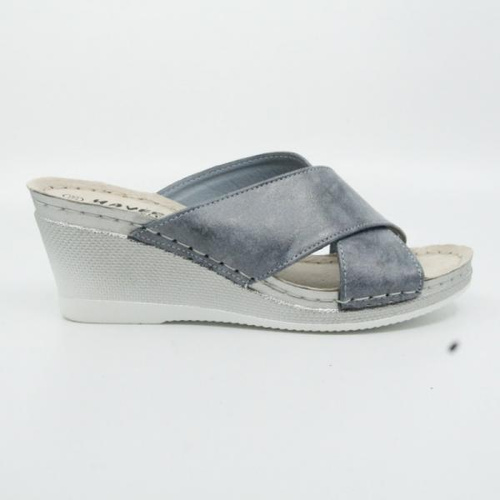 Klapki damskie DE81-4.GREY (36/41,8par)