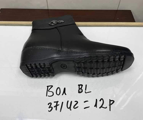 Botki damskie 7AB01.BLACK (37/42,12par)