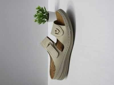 Klapki damskie 7ACC2229.BEIGE (36/42,12par)