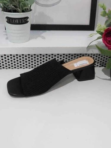 Klapki damskie 7AUC84.BLACK (36/41,12par)
