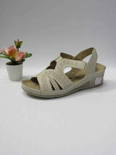 Sandały damskie 7ADJS2-06.BEIGE (39/43,8par)