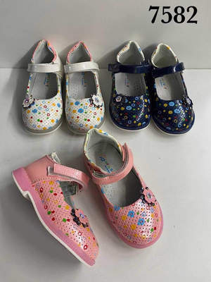 Balerinki dziewczęce  3A7582.MIX   (21/26 18par)