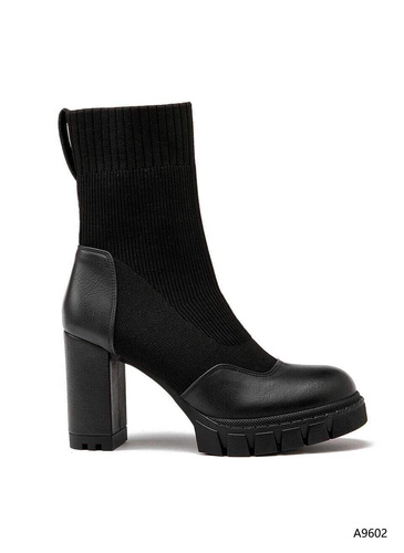 Botki damskie A9602.BLACK (36/41,12par)