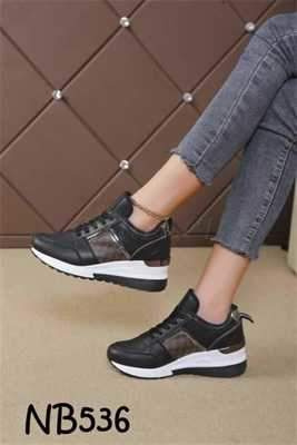 Buty sportowe damskie 7ANB536.BLACK (36/41,12par)