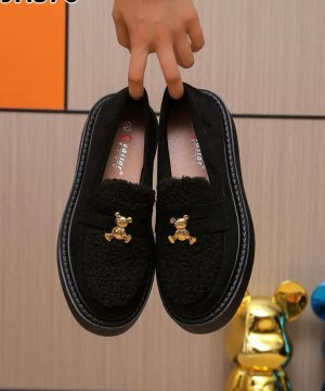 Półbuty damskie  7AJH376.BLACK (36/41,12par)