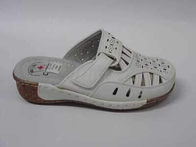 Klapki damskie 7AB25-4.WHITE (36/42,12par)