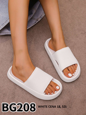 Klapki damskie BG208.WHITE (36/42,12par)