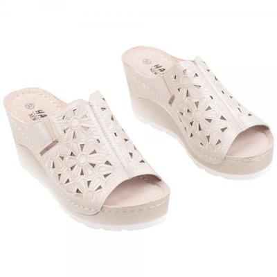 Klapki damskie DE03-8.BEIGE (36/41,8par)