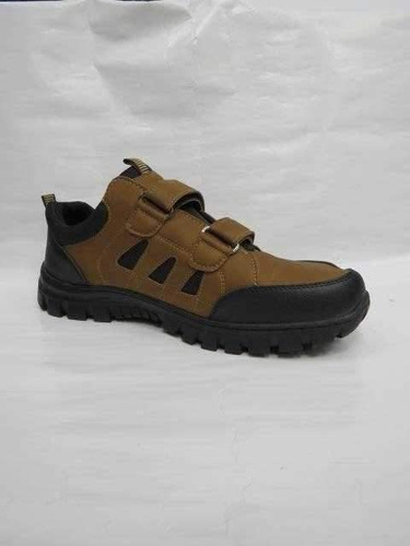 Buty sportowe męskie 9A81-6.CAMEL (40/46,12par)