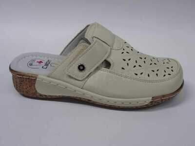 Klapki damskie 7AB6-5.BEIGE (36/42,12par)