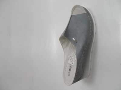 Klapki damskie DE04-8.BLUE (36/41,8par)