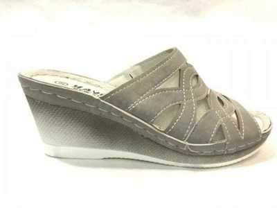 Klapki damskie 7ADE54A-2.SILVER (36/41,8par)