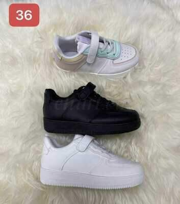 Buty sportowe dziewczęce 5A77040.MIX (30/35,18par)