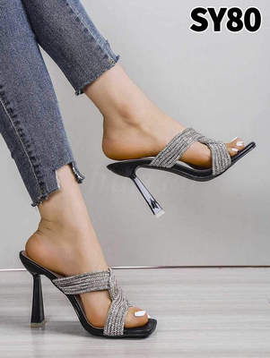 Klapki damskie 7ASY80.BLACK (36/41,12par)