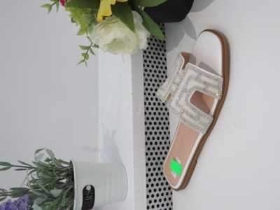 Klapki damskie 7AP3097-22.WHITE (36/41,12par)