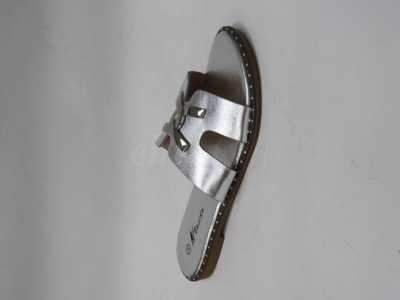 Klapki damskie 7ACB2130-10.SILVER (36/41,12par)