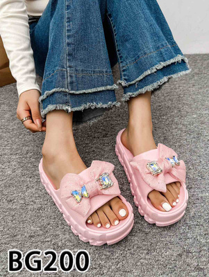 Klapki damskie BG200.PINK (36/41,12par)