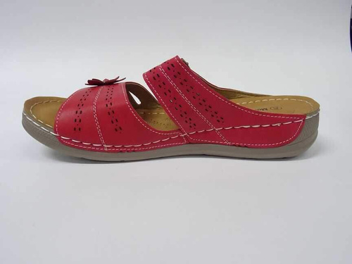 Klapki damskie 7A5710-5.RED (36/42,12par)