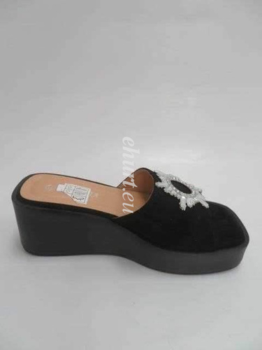 Klapki damskie 7A9008.BLACK (36/41,12par)