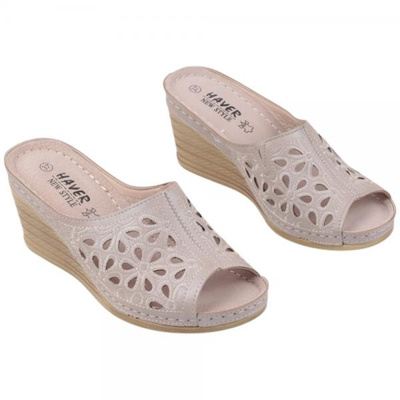 Klapki damskie DE921N-8.BEIGE (36/41,8par)