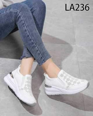 Buty sportowe damskie 7ALA236.WHITE (36/41,12par)