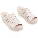 Klapki damskie DE03-8.BEIGE (36/41,8par)