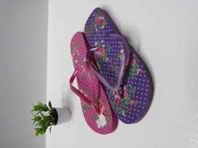 Klapki damskie 7AL1709.MIX (36/41,24par)