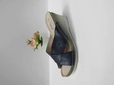 Klapki damskie 7A0521.NAVY (36/41,8par)