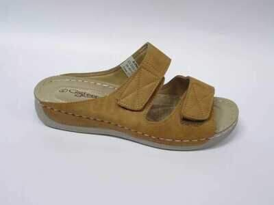 Klapki damskie 7AC2222.CAMEL (36/41,12par)